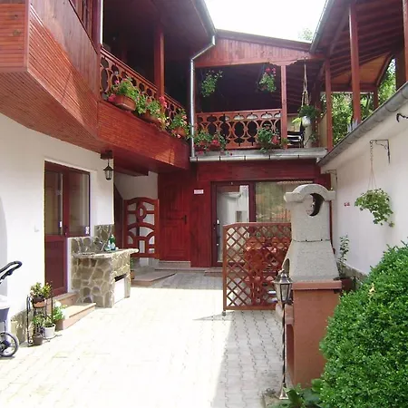 Gasthuis Achevata Kushta Lovetsj